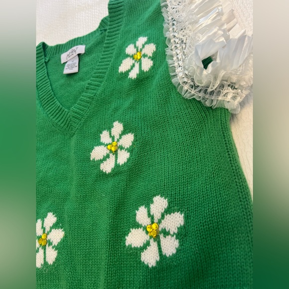 Just Polly with handmade embellishments Green Sweater Vest w/Floral Design
Med - Picture 2 of 6
